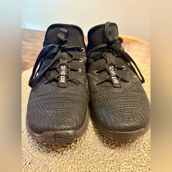 Nike Womens Free TR 8 Running Shoes Black/Black 8 B US - Picture 3 of 8